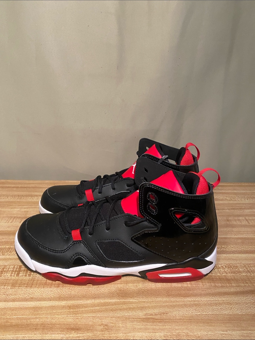 Nike Air Jordan Jordan Flight Club '91 Black University Red sneakers 7Y